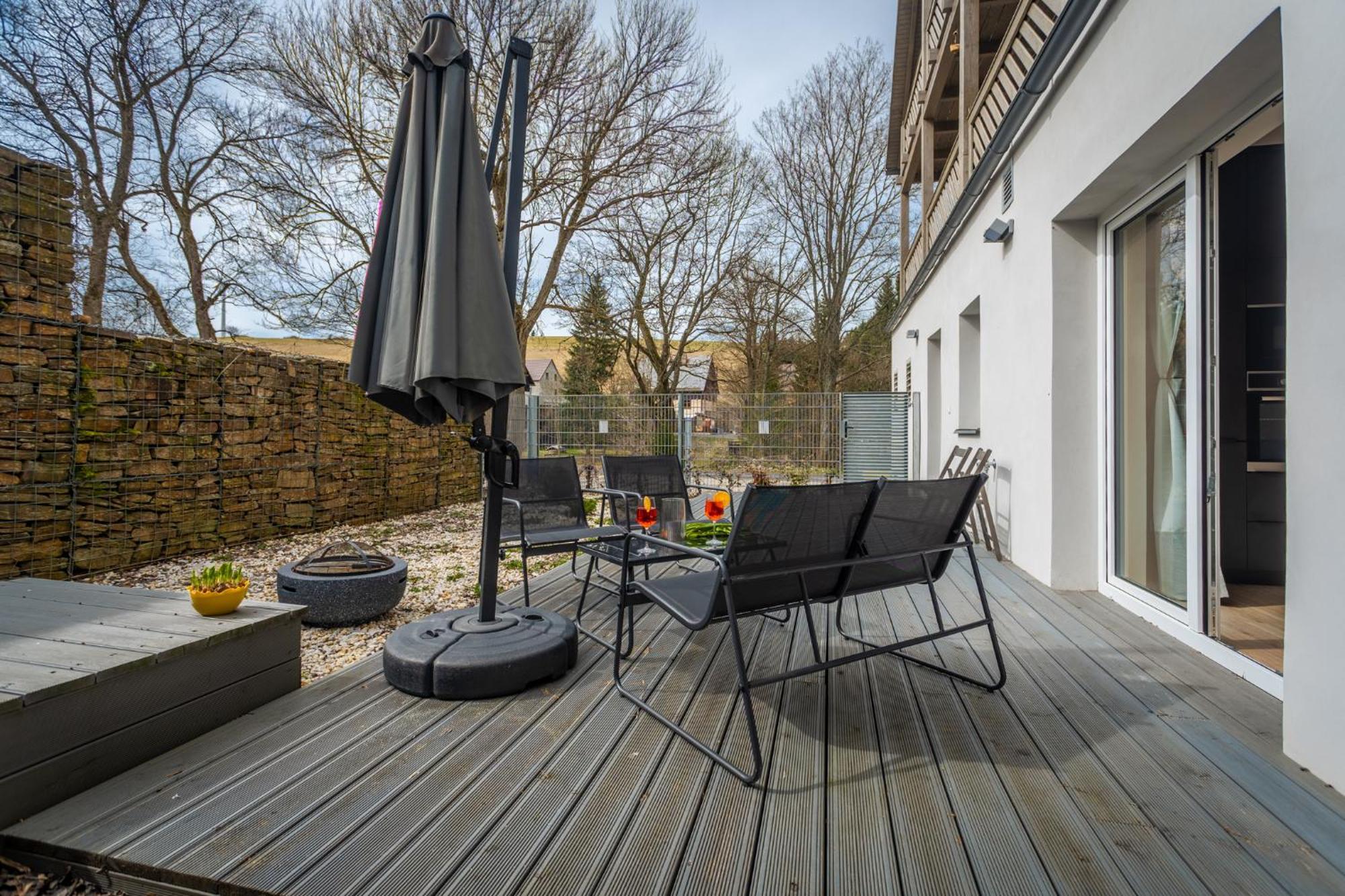Krusnohorske Strane Apartment Loucna pod Klinovcem Ngoại thất bức ảnh